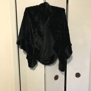 Ladies Faux Fur Shawl One Size